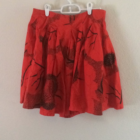 Dresses & Skirts - GONE French connection skirt